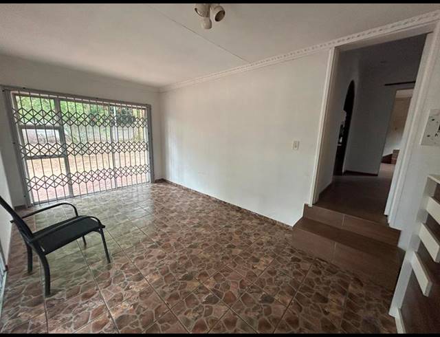 3 BEDROOM PROPERTY TO RENT IN ROOIHUISKRAAL